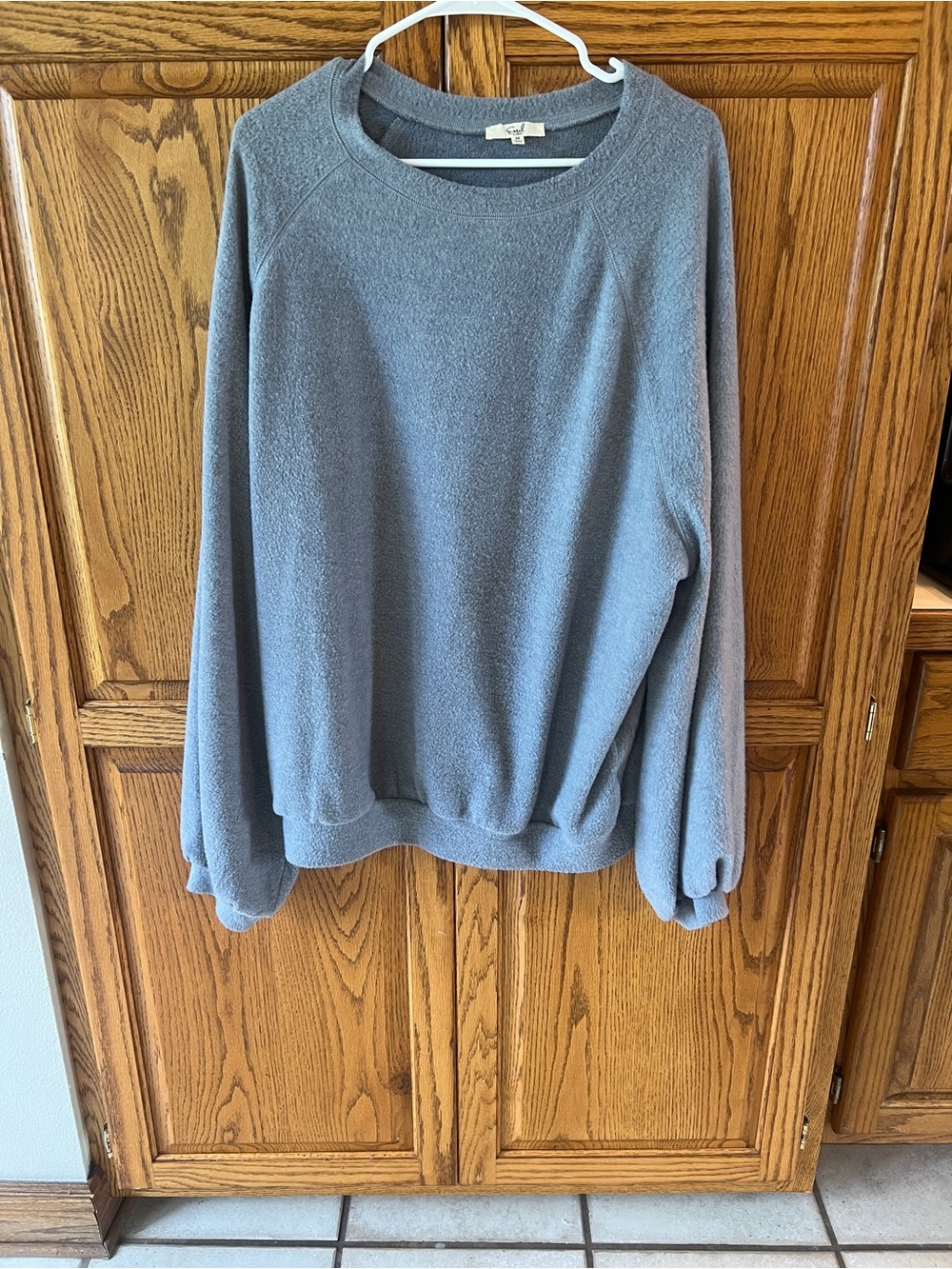 Cozy Long-Sleeve Pullover Sweater - grey